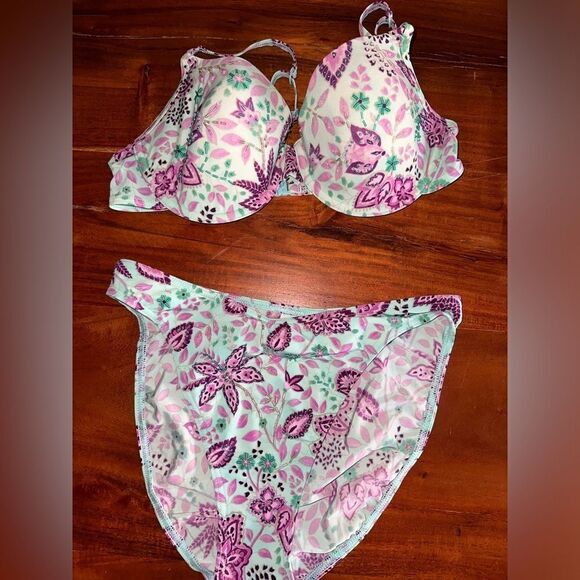 Marks & Spencer  embellished bra, and panties set  new sz 8/34C - Picture 8 of 9